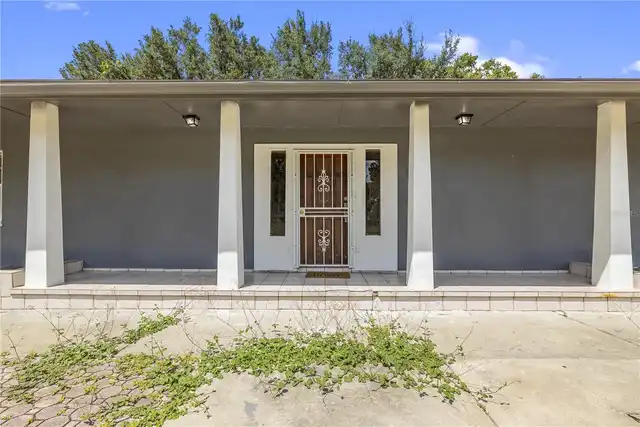 Listing Photo 12