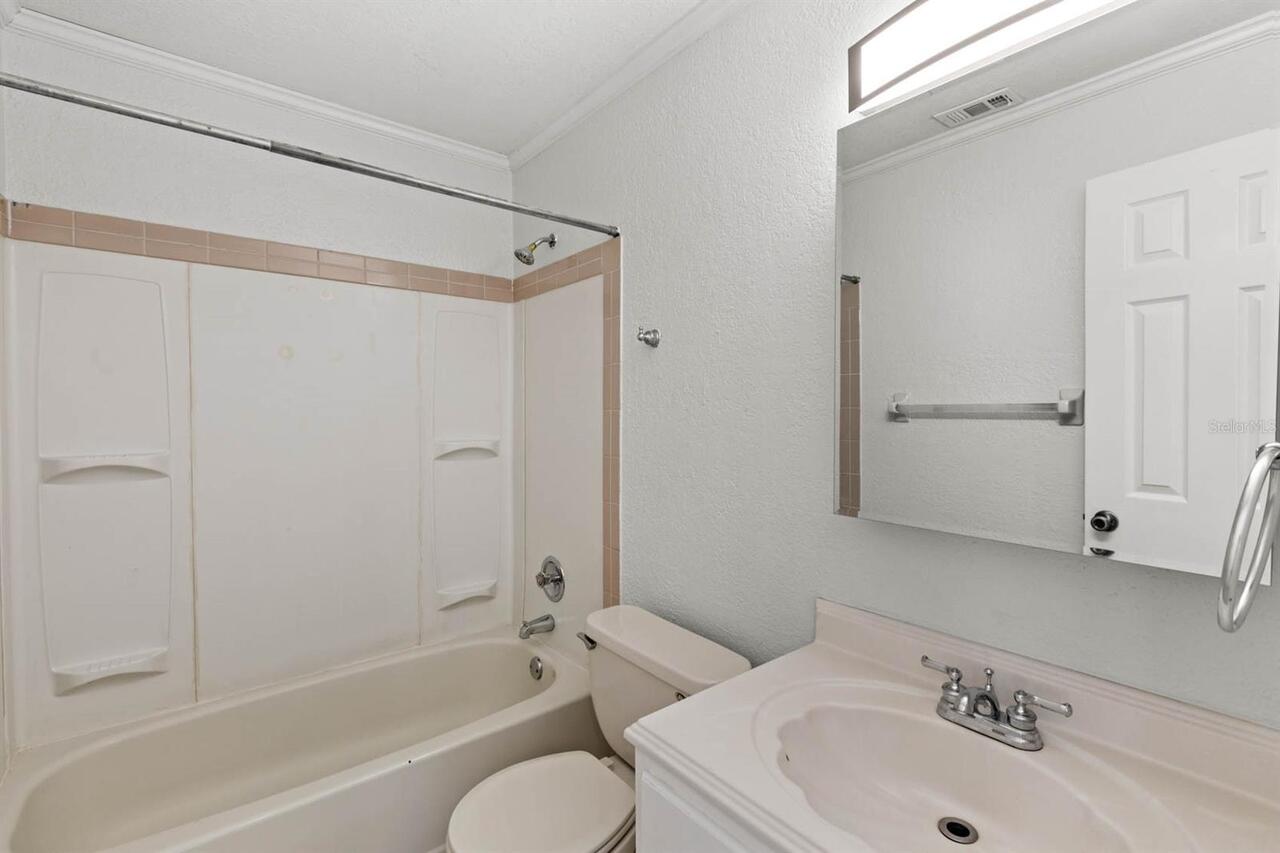 Listing Photo 13