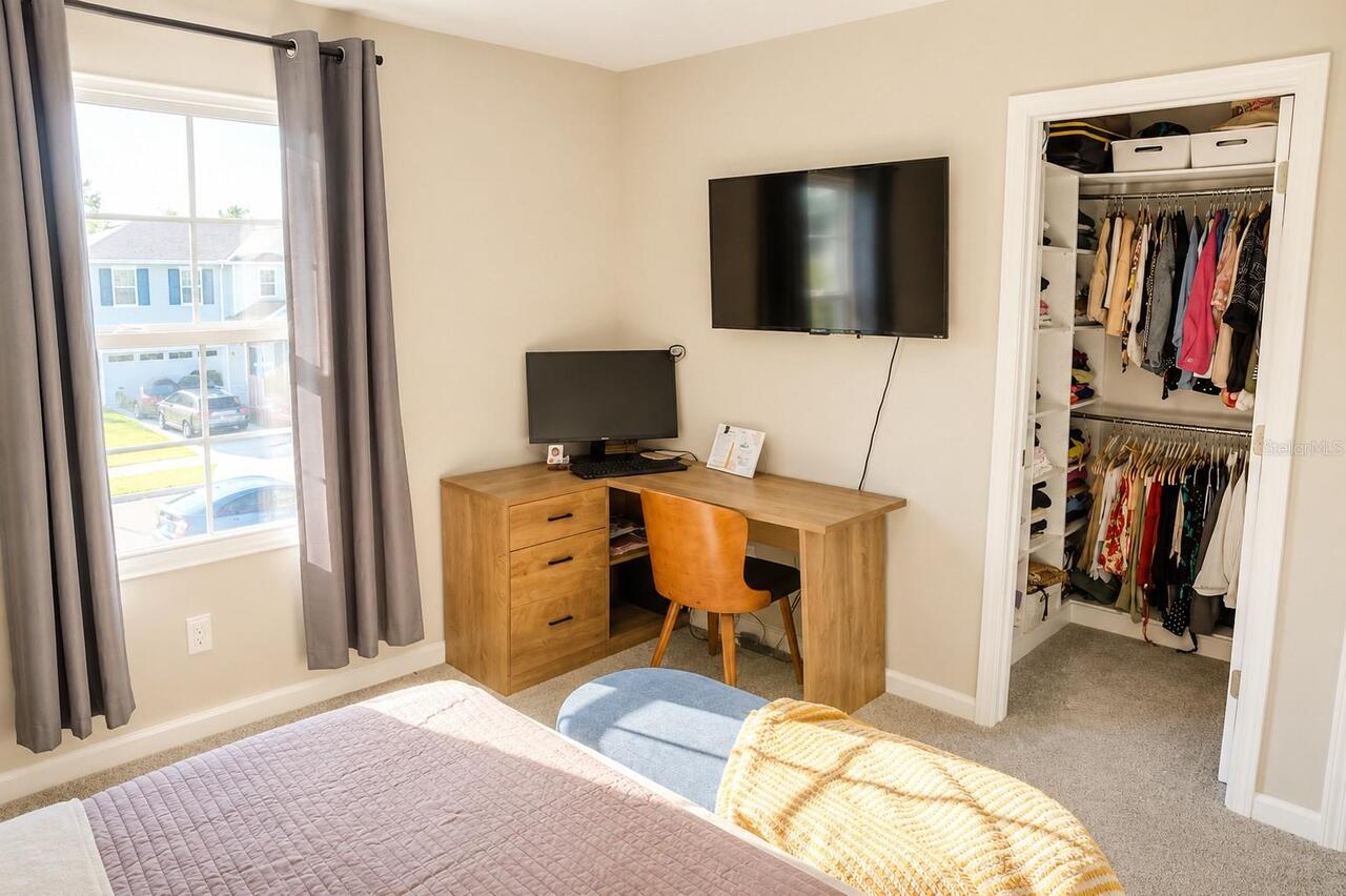 Listing Photo 17