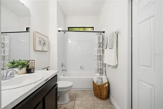 Listing Photo 32