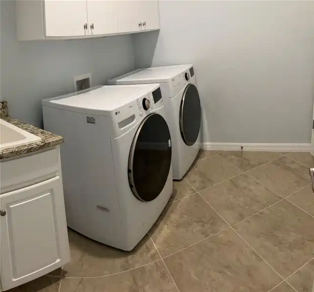 Listing Photo 12