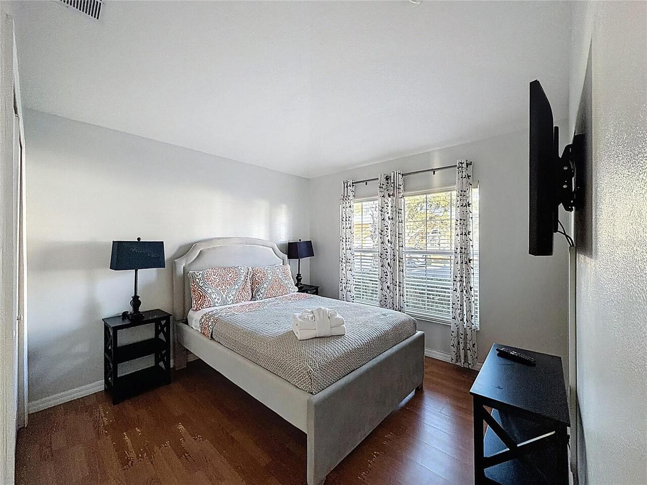 Listing Photo 14