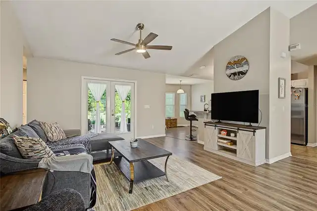 Listing Photo 13