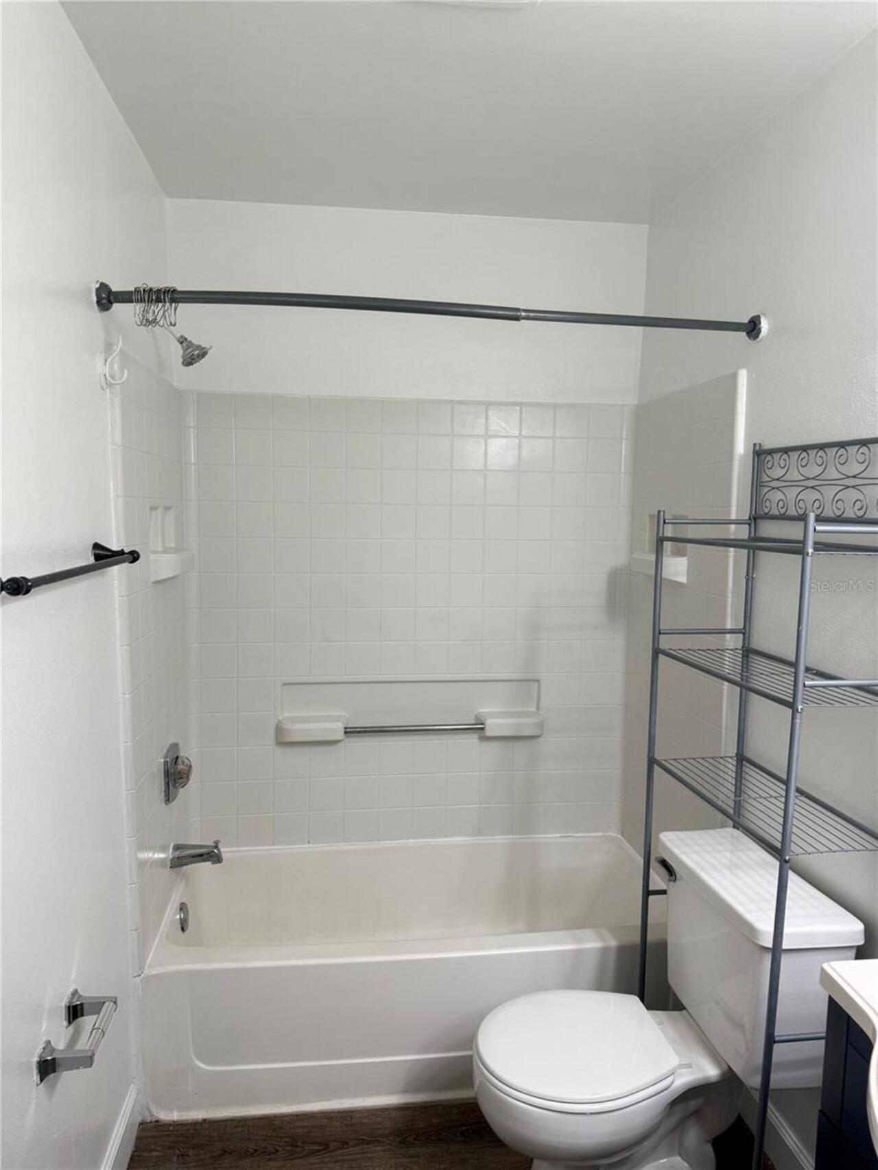 Listing Photo 17