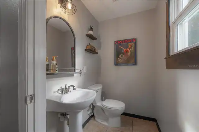 Listing Photo 11