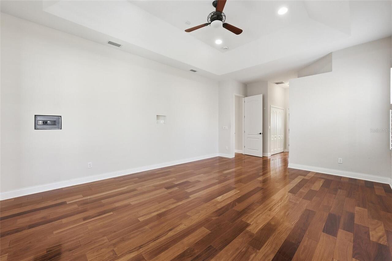 Listing Photo 23