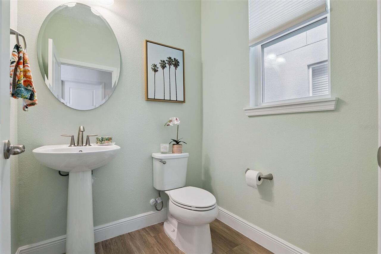 Listing Photo 32