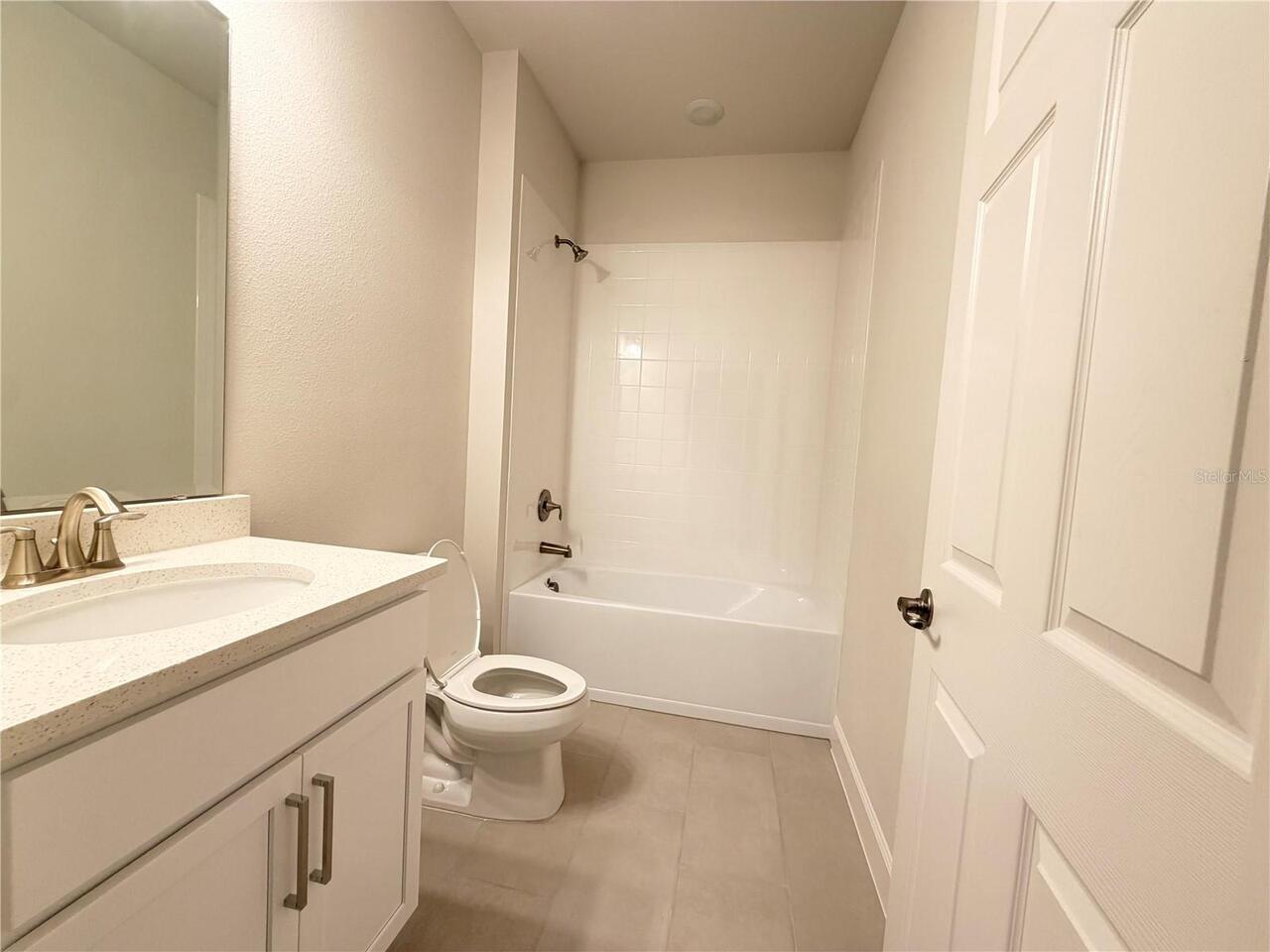 Listing Photo 14