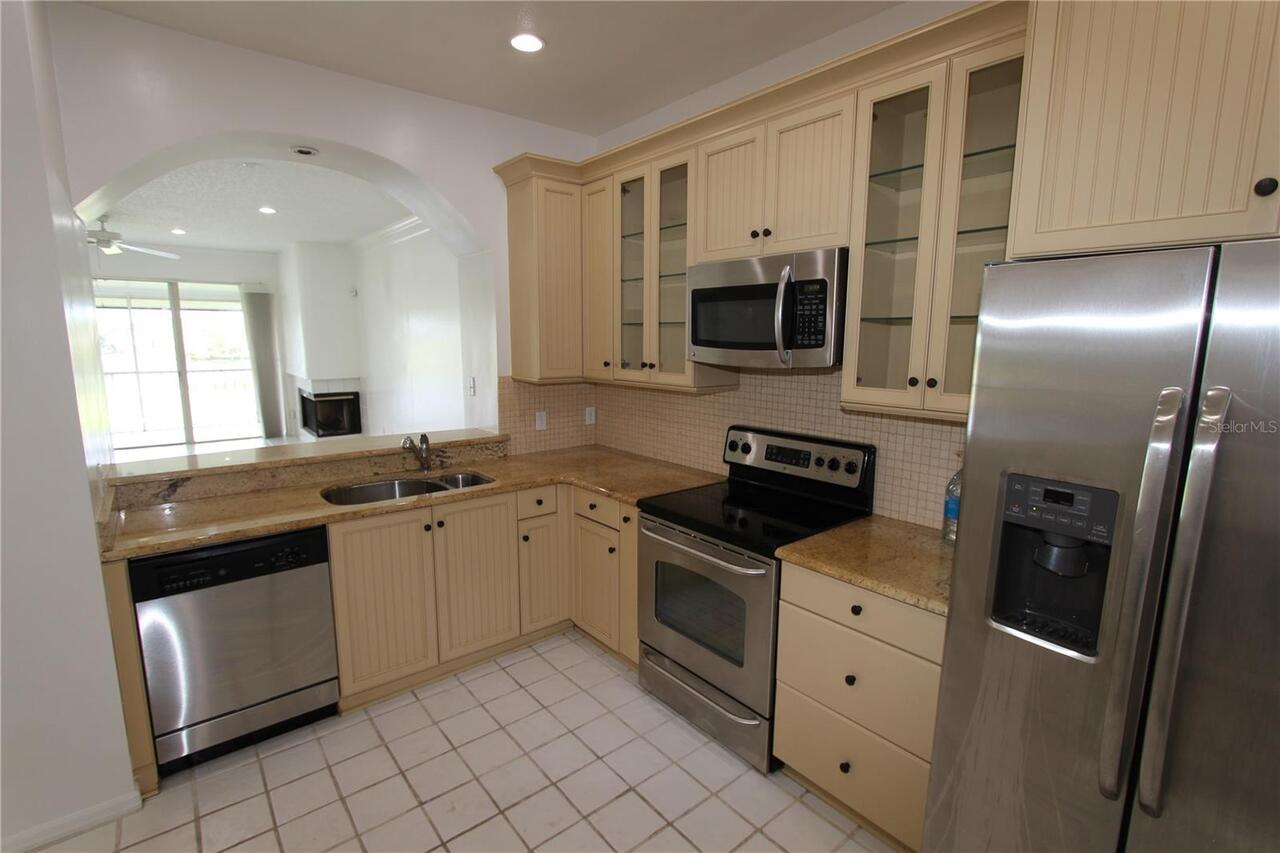 Listing Photo 10