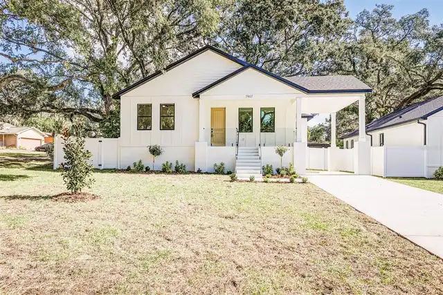 Listing Photo 7