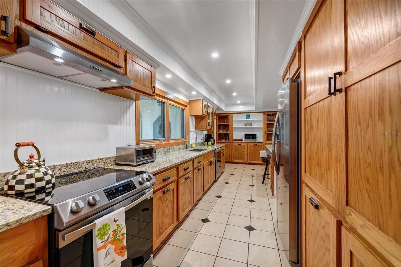 Listing Photo 11