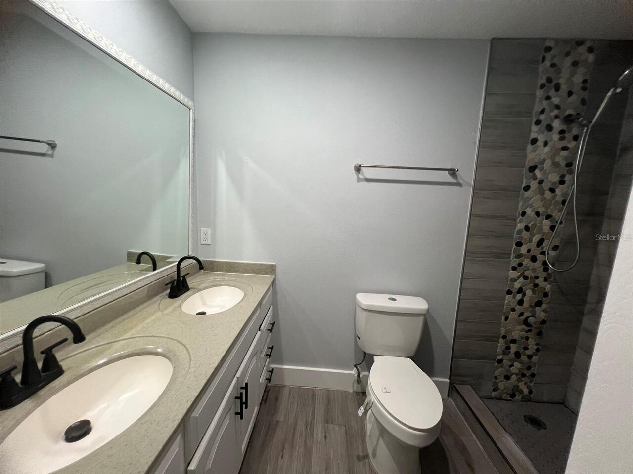 Listing Photo 44