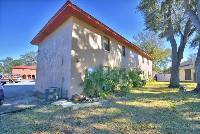 Listing Photo 16