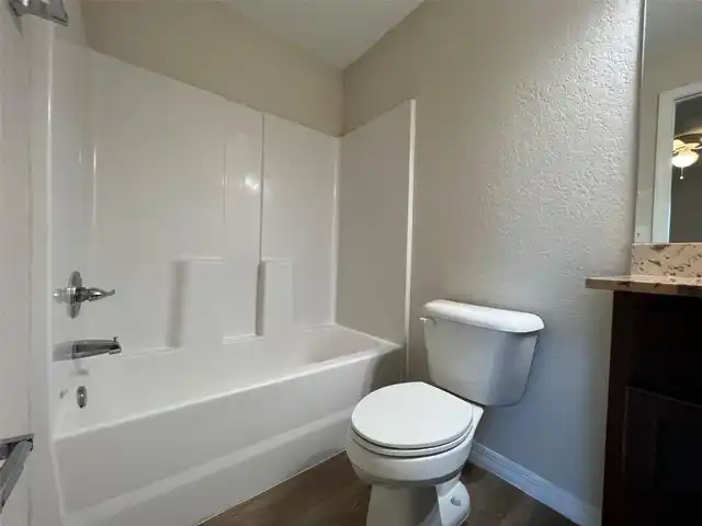 Listing Photo 13