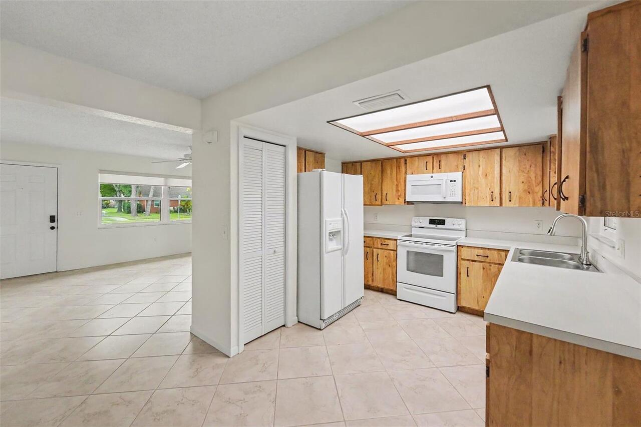 Listing Photo 7