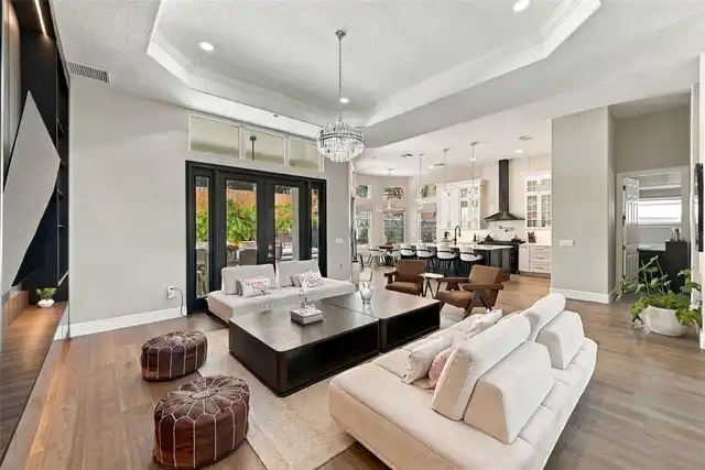 Listing Photo 18