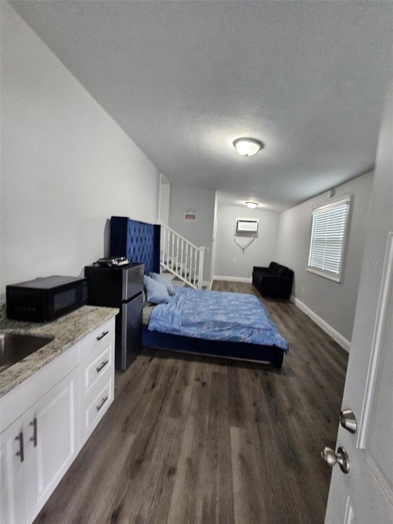 Listing Photo 7