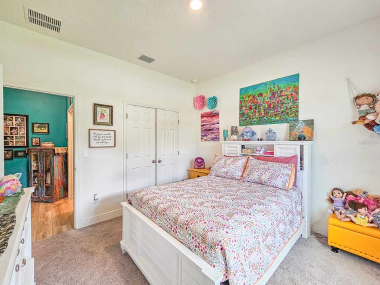 Listing Photo 12