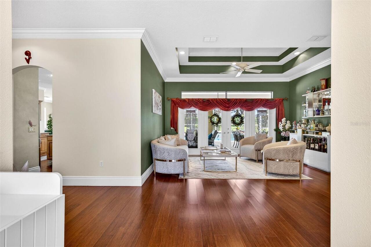 Listing Photo 10