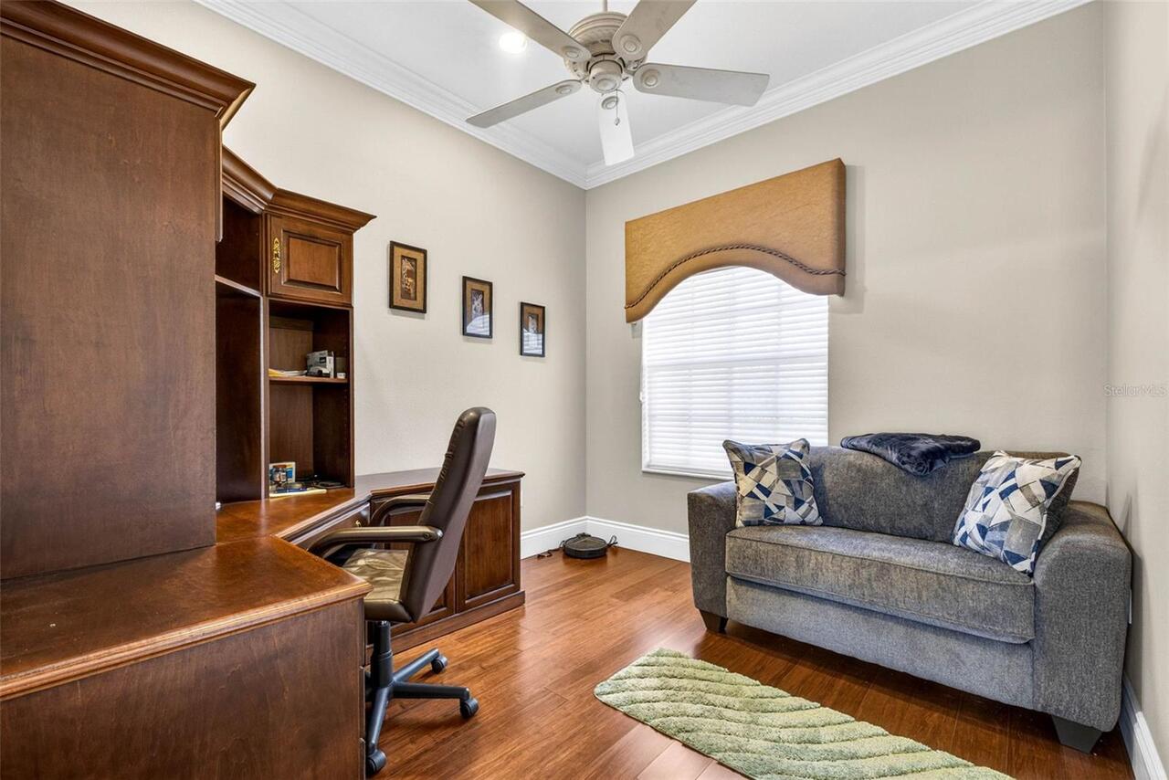 Listing Photo 16