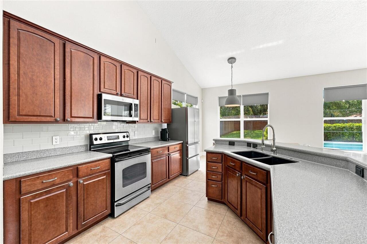 Listing Photo 18