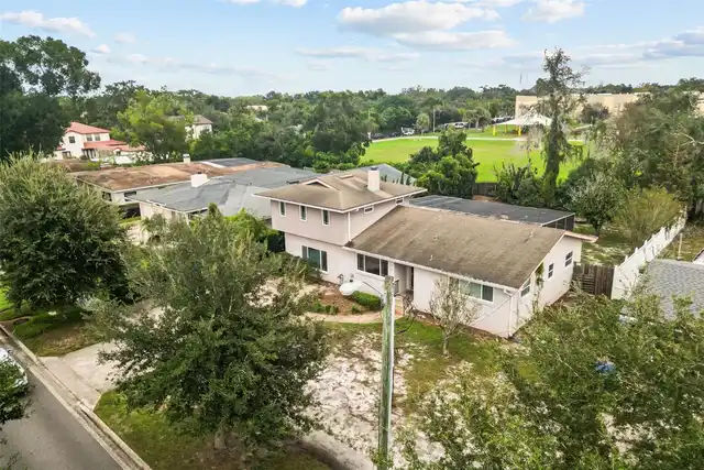 Listing Photo 9