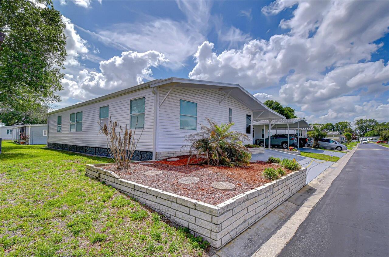 Listing Photo 9