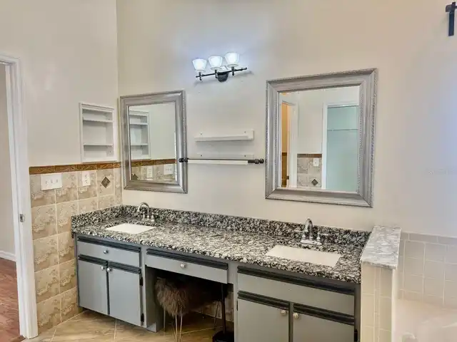 Listing Photo 16