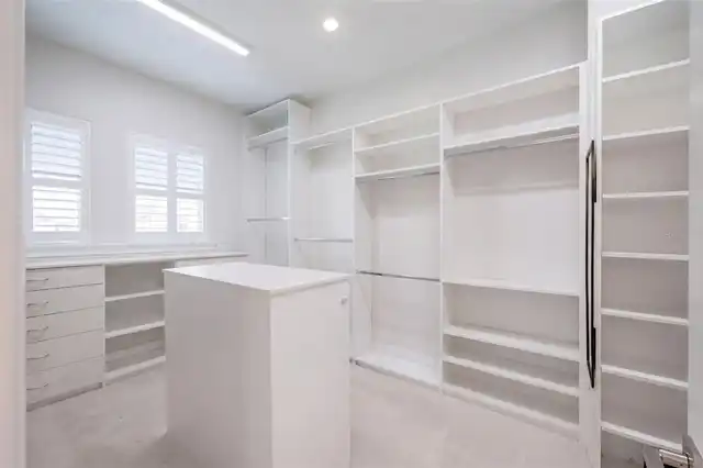 Listing Photo 37