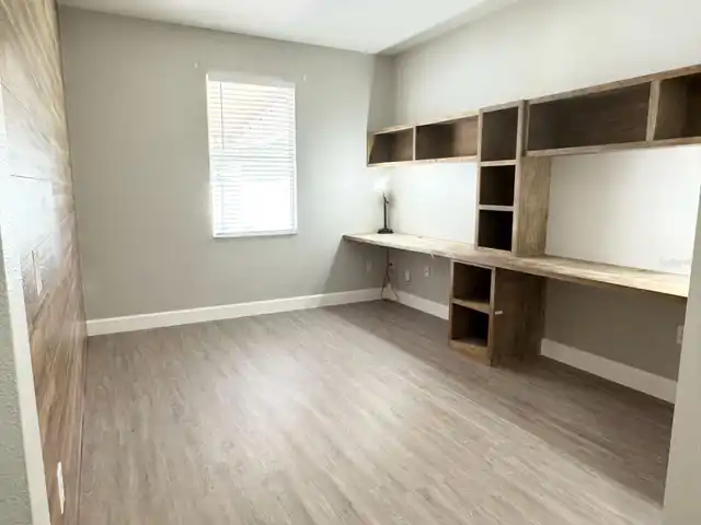 Listing Photo 16