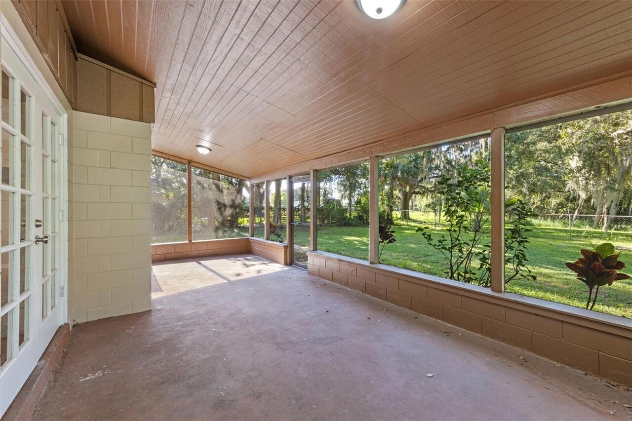 Listing Photo 17