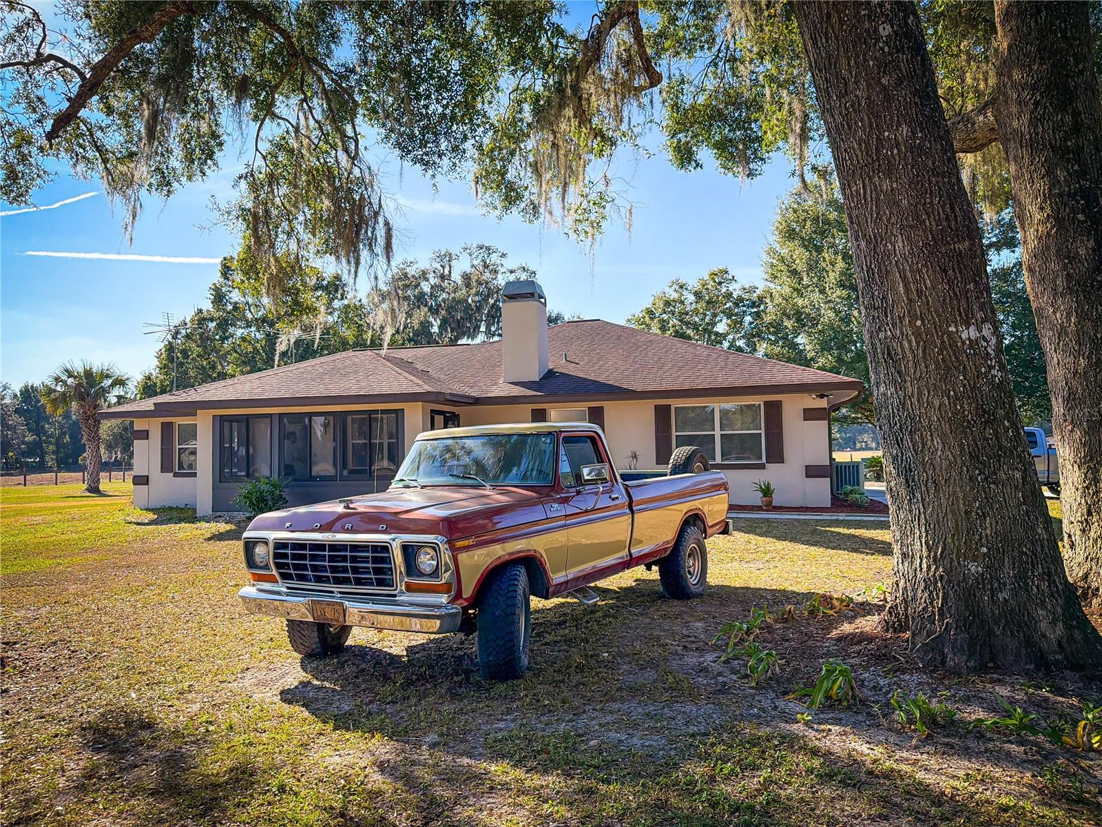 Bushnell Real Estate