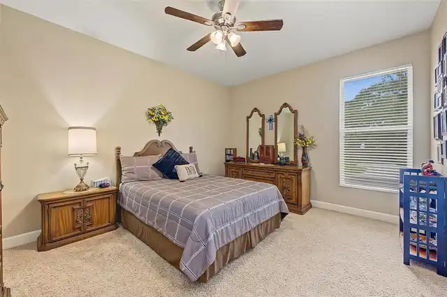 Listing Photo 32
