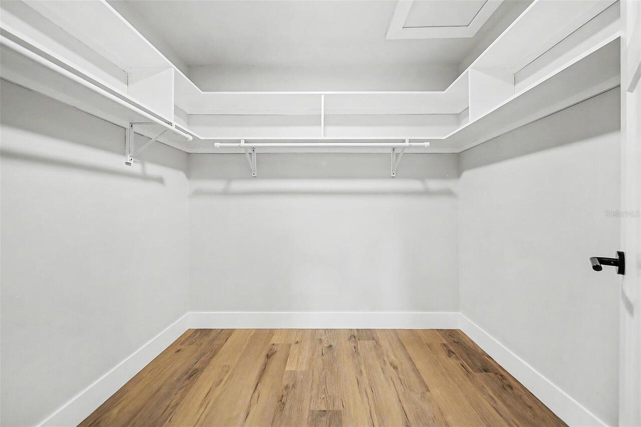 Listing Photo 24