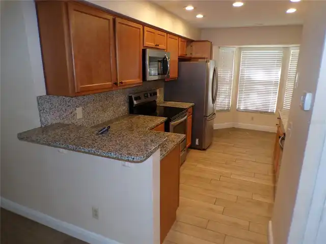 Listing Photo 7