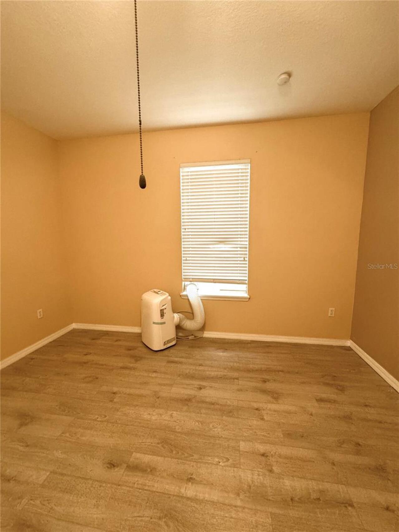 Listing Photo 24