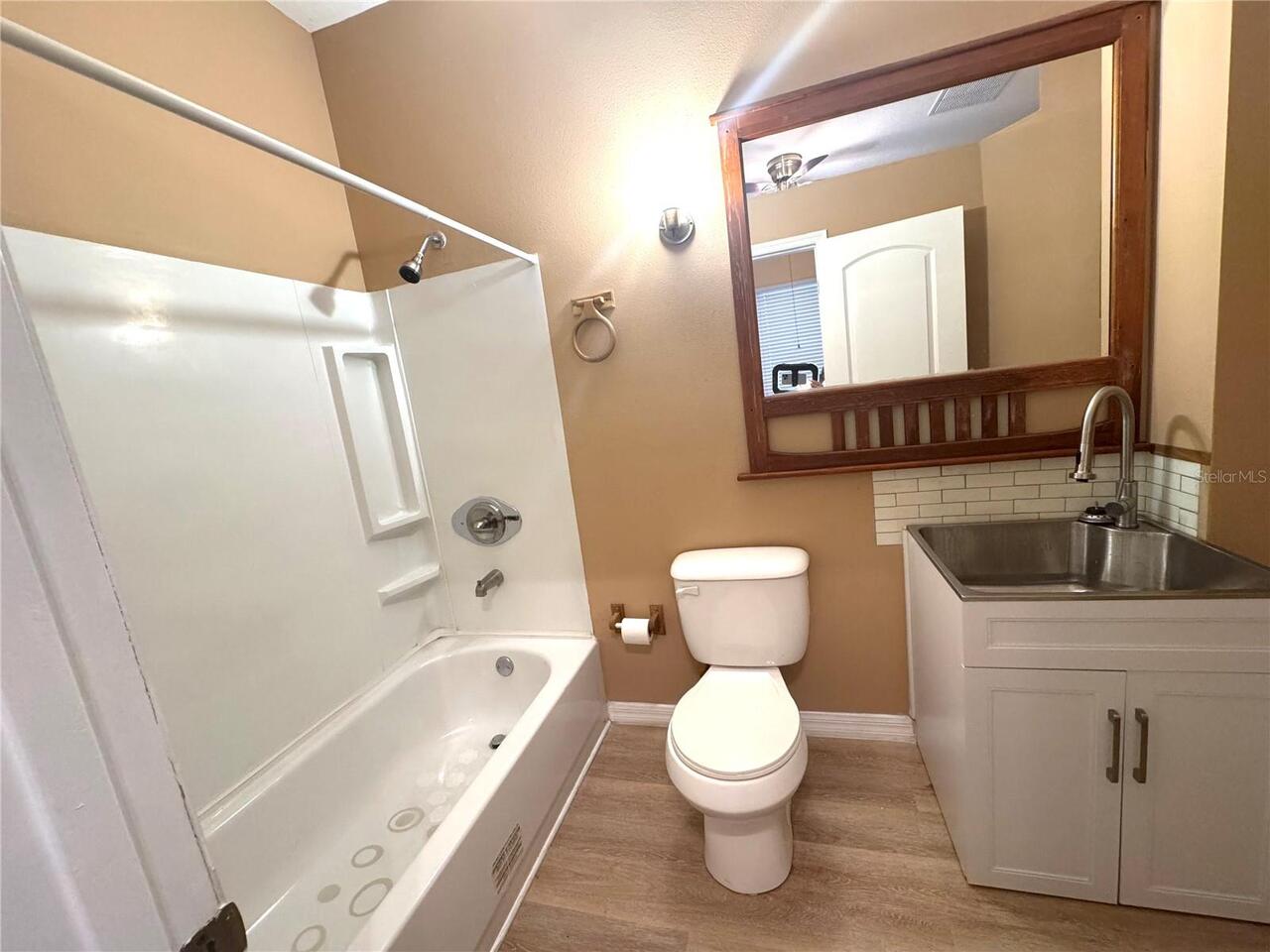 Listing Photo 33