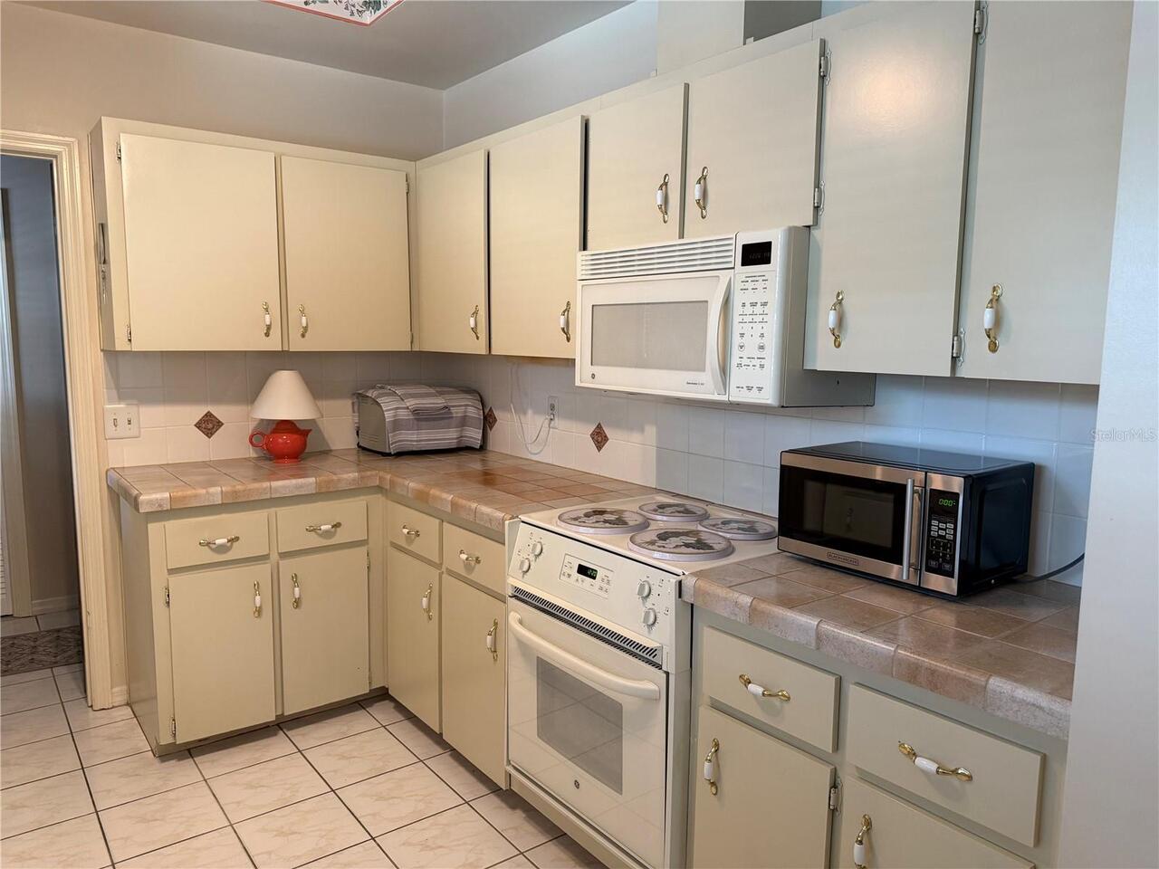 Listing Photo 11