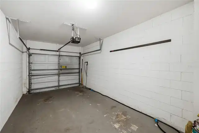 Listing Photo 28