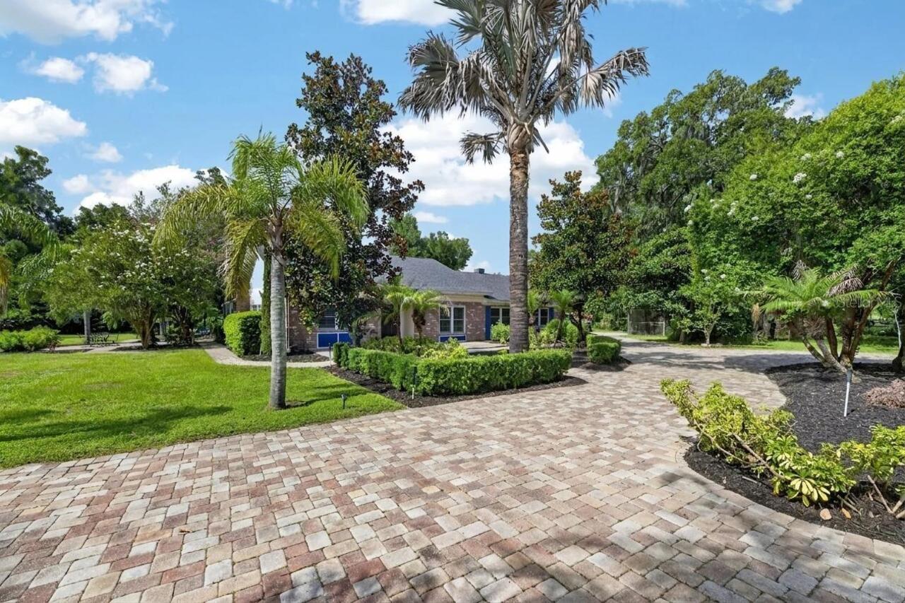 Valrico Real Estate