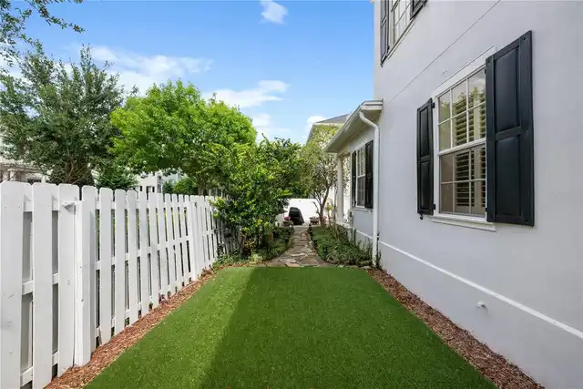 Listing Photo 33