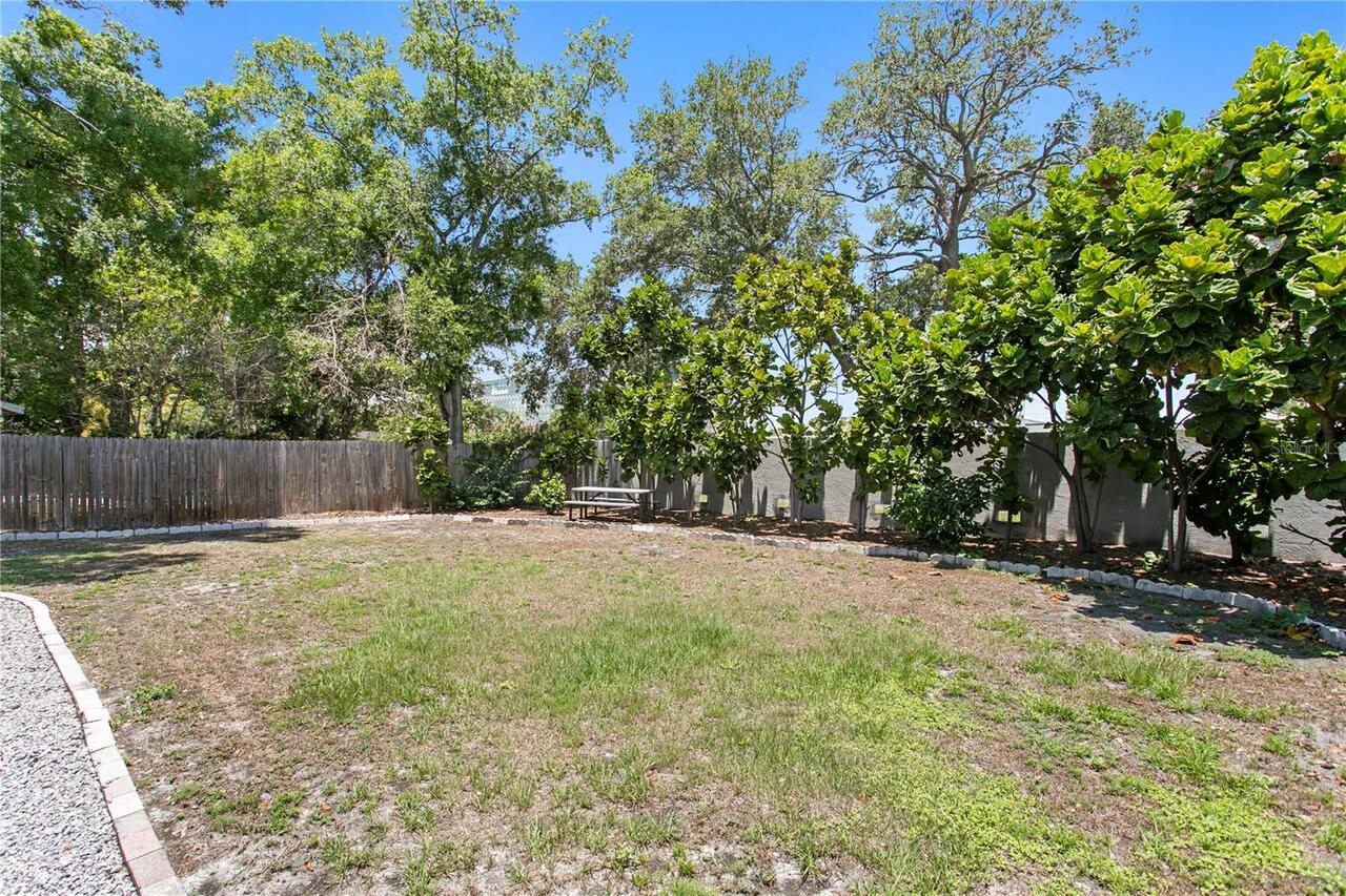 Listing Photo 37