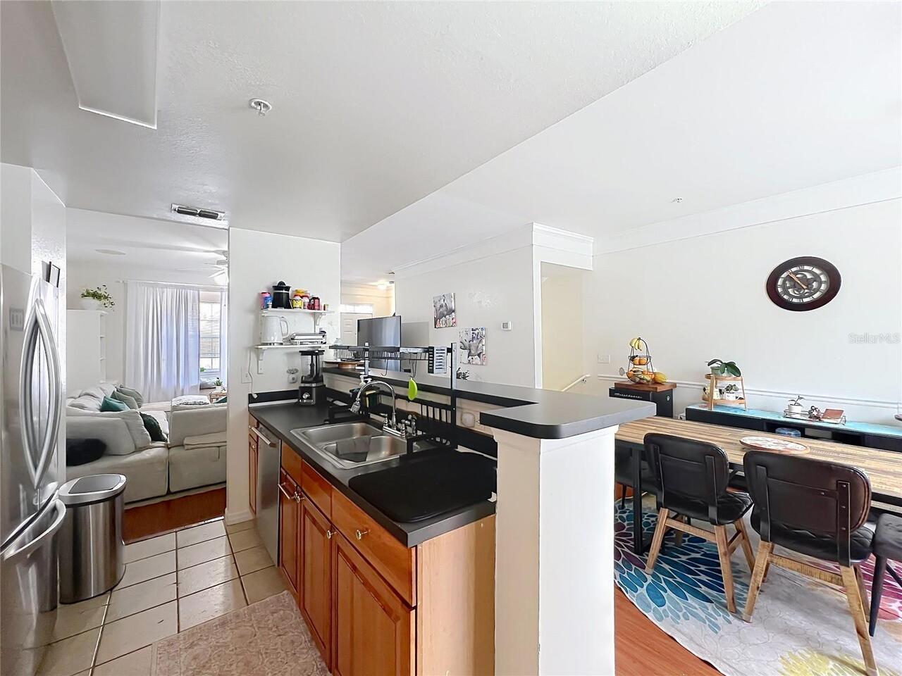 Listing Photo 10
