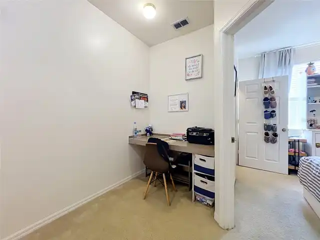 Listing Photo 16