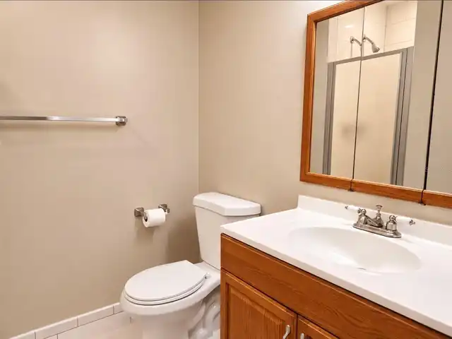 Listing Photo 17