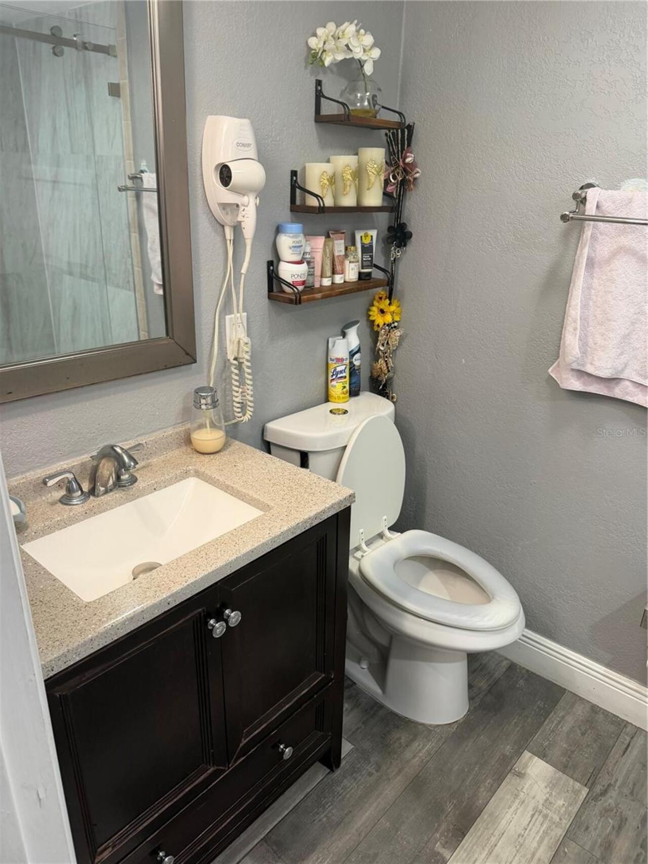 Listing Photo 11