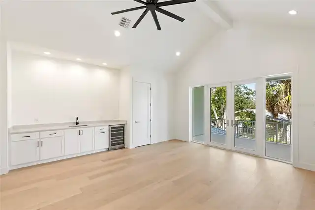 Listing Photo 38