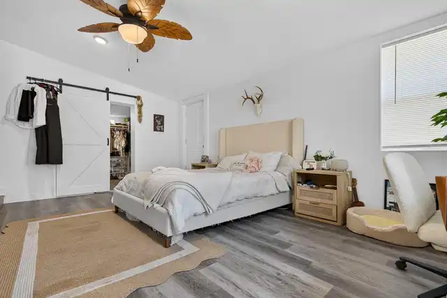 Listing Photo 17