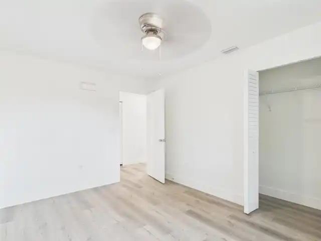 Listing Photo 13