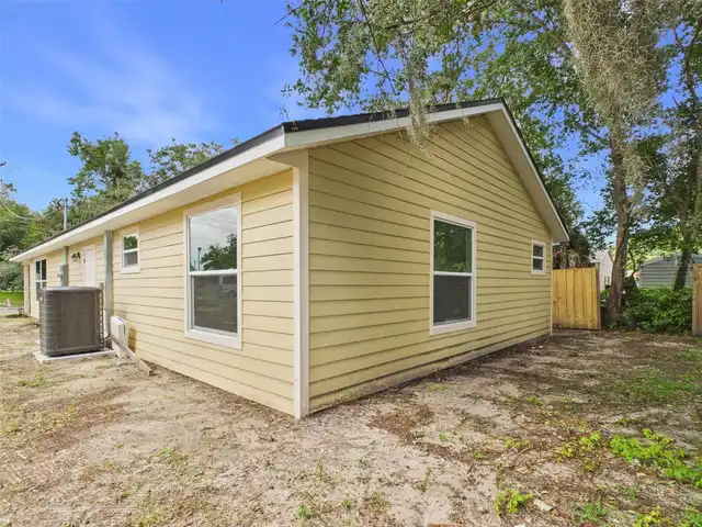 Listing Photo 24